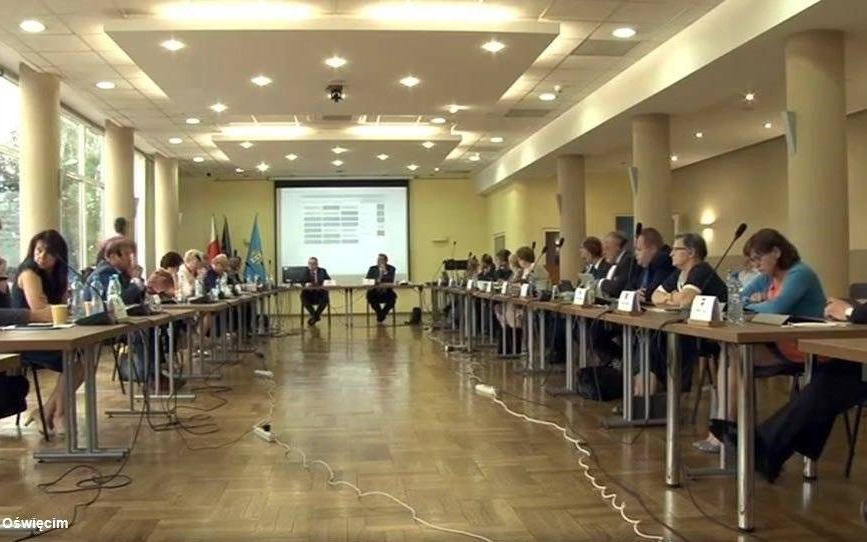 Dlaczego radni PiS nie głosowali? – FELIETON