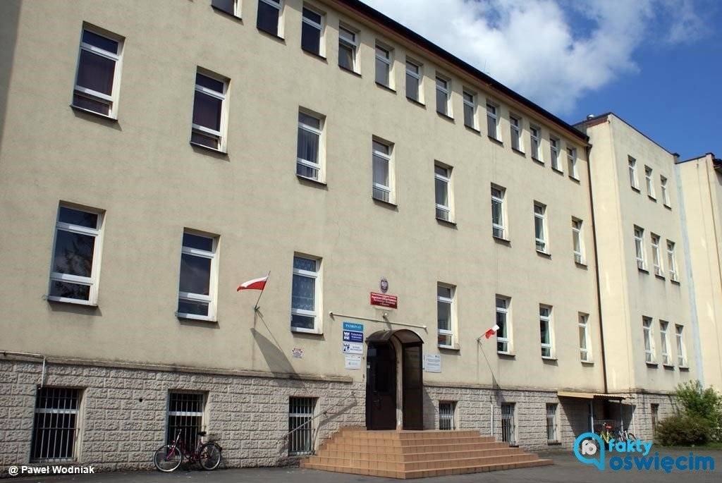 Ponad 1300 pierwszoklasistów w powiatowych szkołach