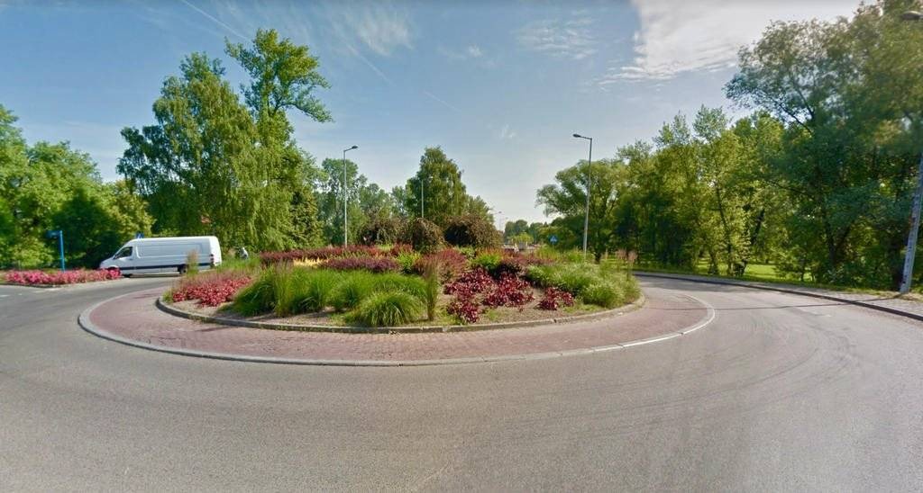 Ruch wahadłowy na rondzie