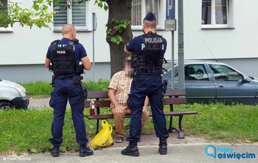 Znieważył policjantów i naruszył ich nietykalność