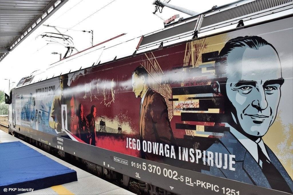 Bohater z Auschwitz uwieczniony na lokomotywie – FOTO