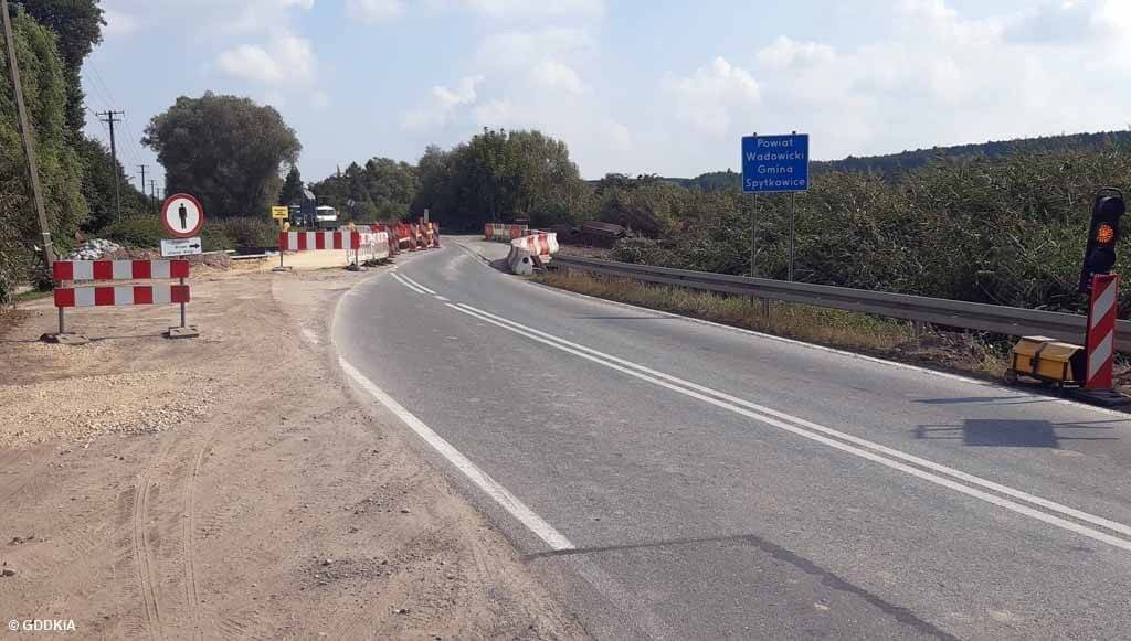 Zmiana organizacji ruchu na krajówce w Palczowicach – FOTO