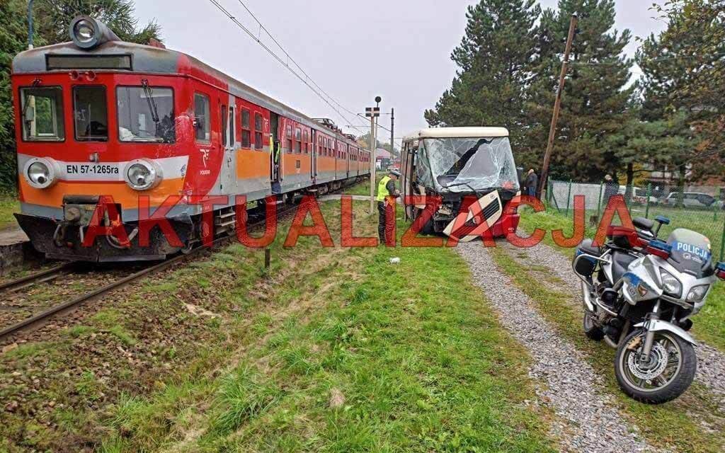Wypadek na przejeździe kolejowym – AKTUALIZACJA