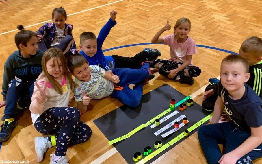 Dzieci w Graboszycach świecą przykładem – FILMY, FOTO