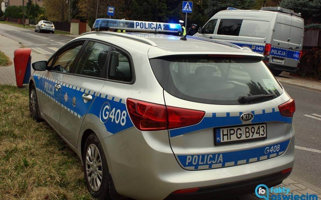 Pijana kobieta nie reagowała na policyjne sygnały