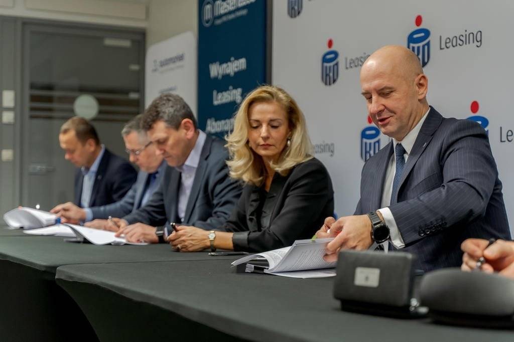 PKO Leasing i Masterlease załatwią dopłatę do leasingu pojazdów elektrycznych