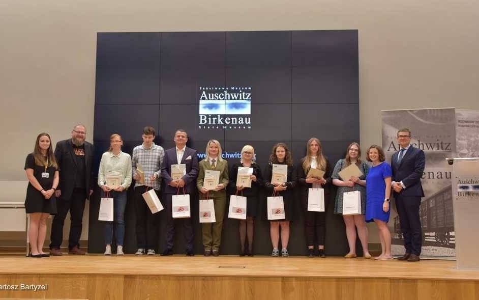 Nagrody dla wolontariuszy muzeum Auschwitz