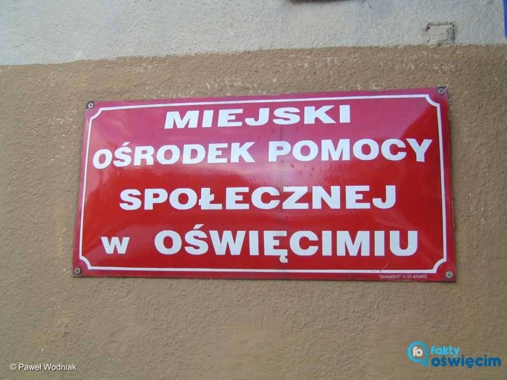Prezydent i dyrektor odpowiadają pracownikom MOPS