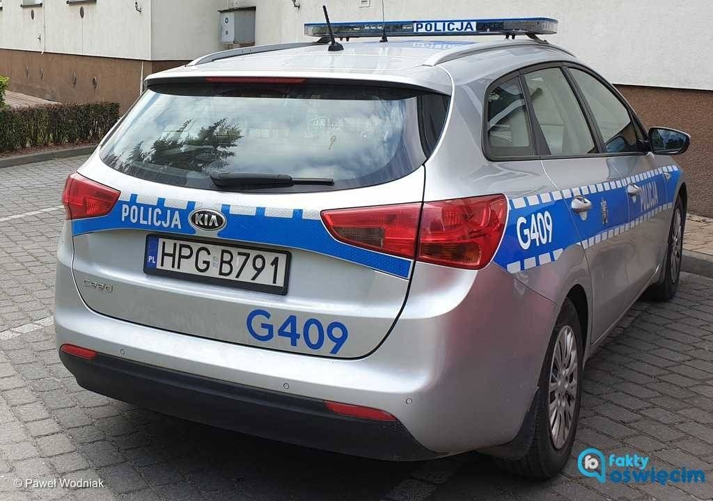 Zderzył się z radiowozem na sygnałach