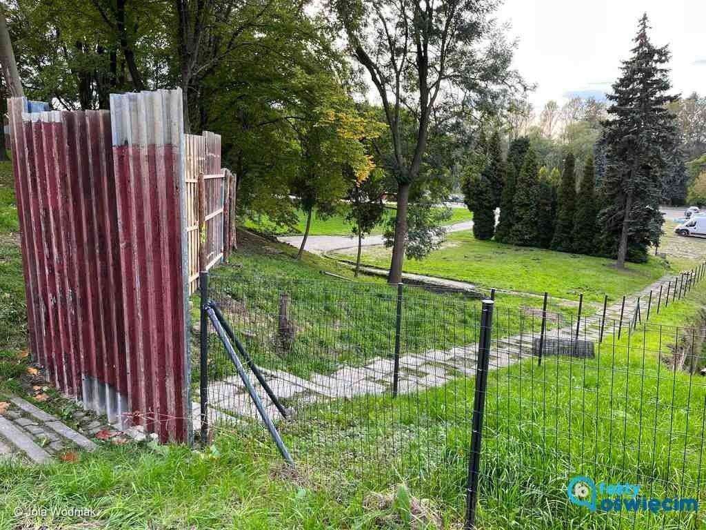Miasto buduje parking. Schody na bulwary będą zamknięte – FOTO