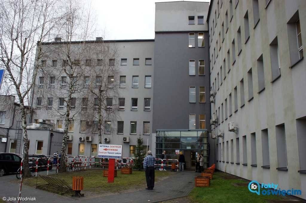 Kolejne ograniczenia odwiedzin na oddziałach wewnętrznych