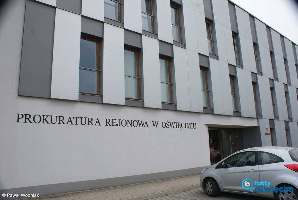 Prokurator wyprowadził agresora z domu