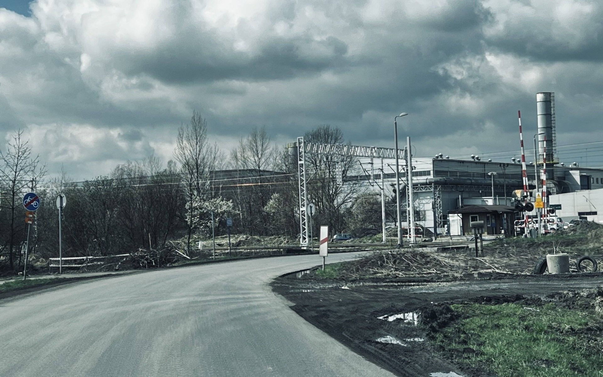 Utrudnienia w trakcie budowy S1