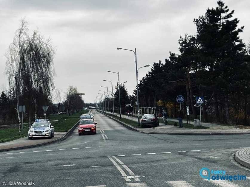 Kierowca hulajnogi potrącony na przejściu – FOTO