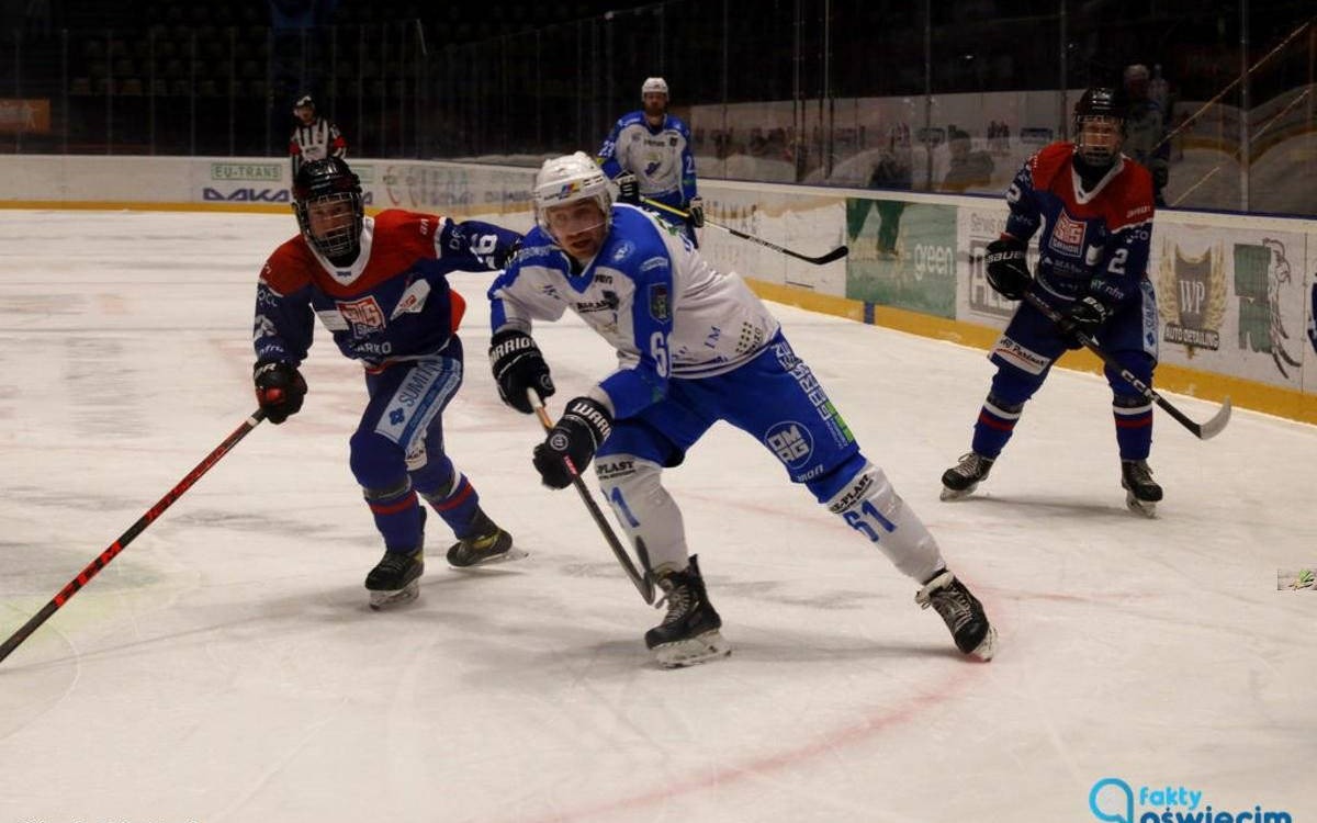 Z kapitanem biało-niebieskich do hokejowej elity 