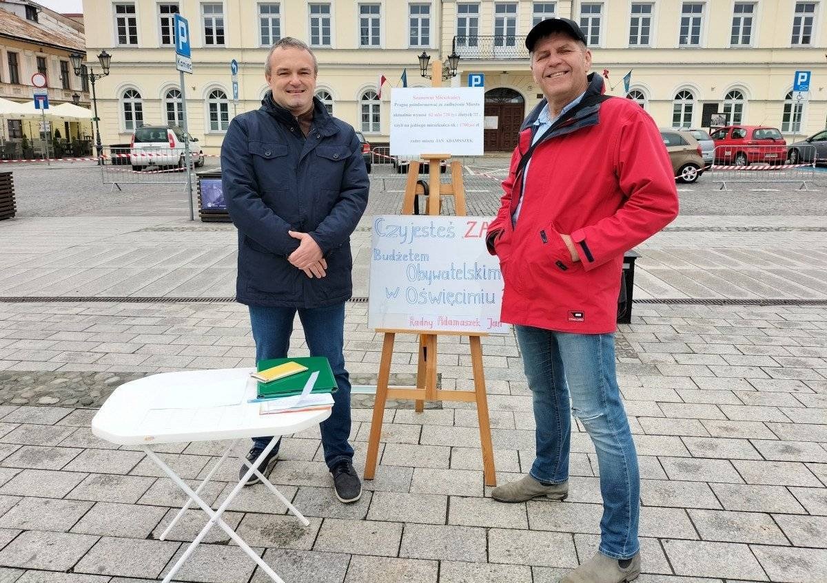 Podpisy za budżetem obywatelskim na Ekomajówce
