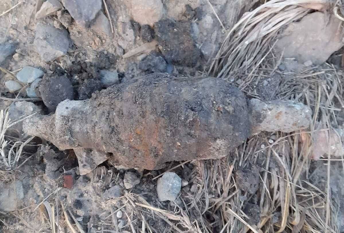 Drogowcy podczas budowy obwodnicy znaleźli pocisk – FOTO