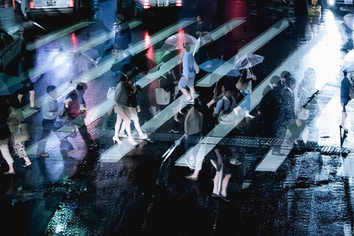 Uwaga na przejściach dla pieszych. Apel do kierowców i pieszych