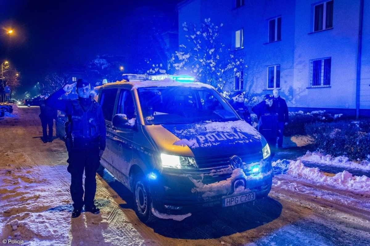 Oddali hołd zastrzelonym policjantom – FILM, FOTO