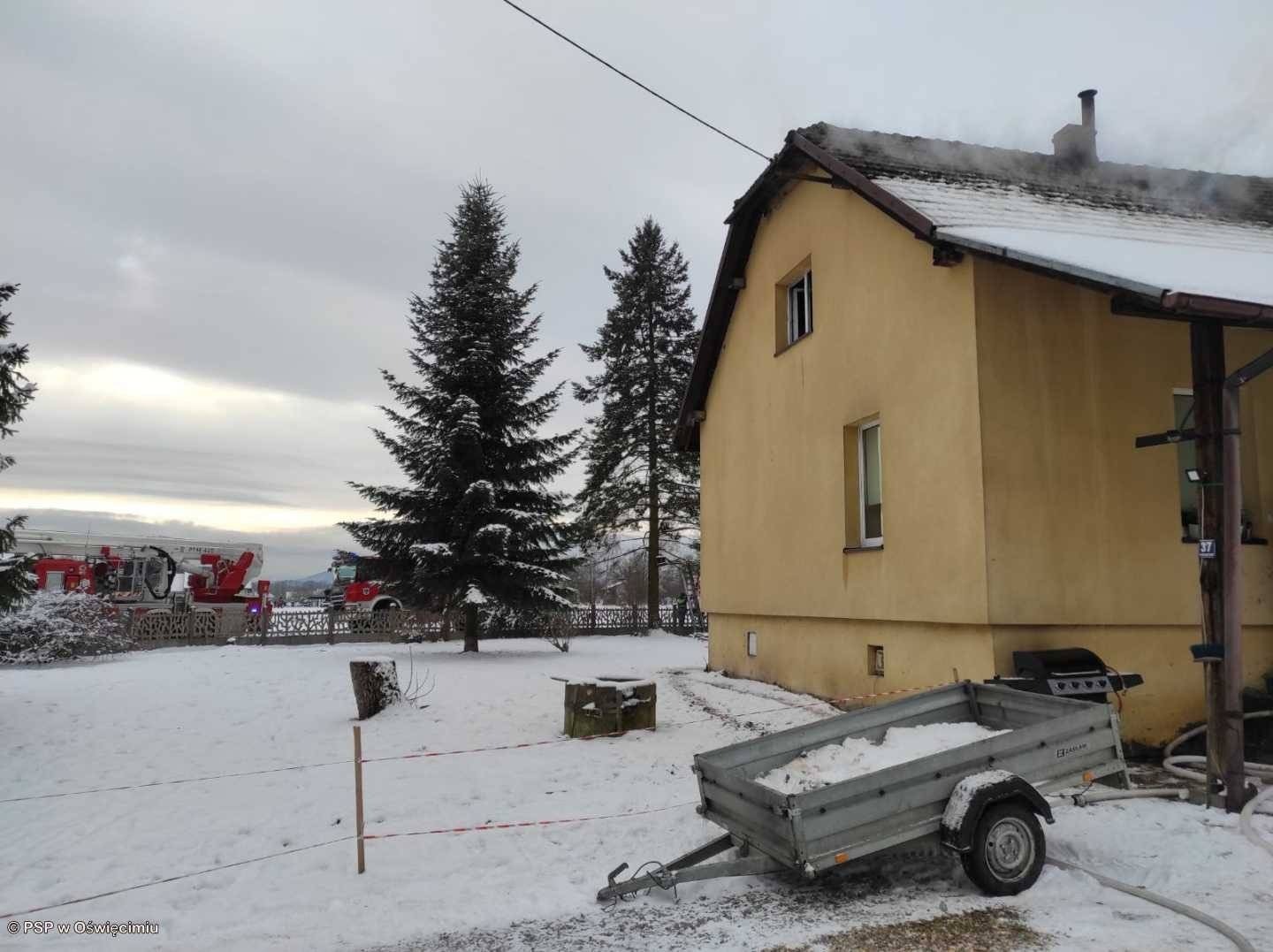 Kolejny pożar poddasza domu. Płonął budynek w Osieku