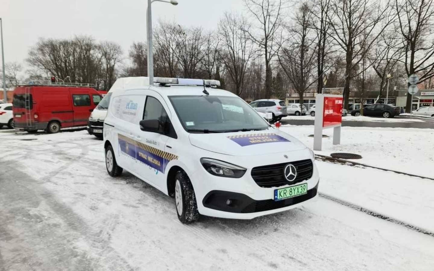 Straż miejska przymierza się do wymiany radiowozów. Testuje elektryka