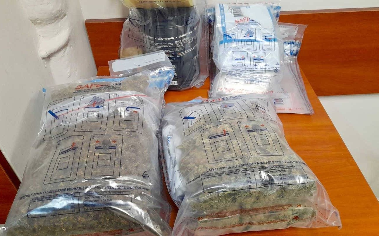 Ponad 400 zarzutów dla dealera narkotykowego z Brzeszcz – FILM