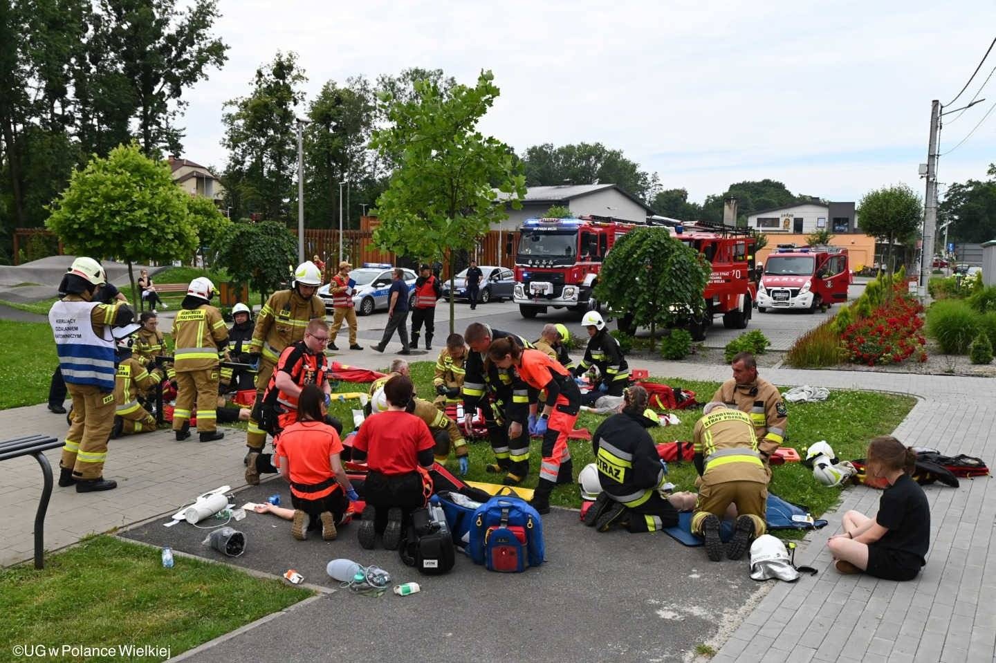 Pożar, ewakuacja i pościg, czyli manewry ratownicze – FILM, FOTO
