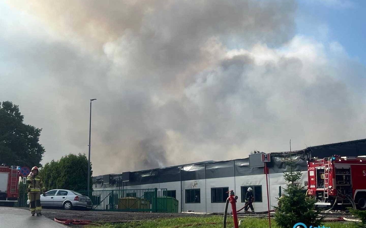 Oględziny miejsca pożaru w Malcu w ramach prokuratorskiego śledztwa