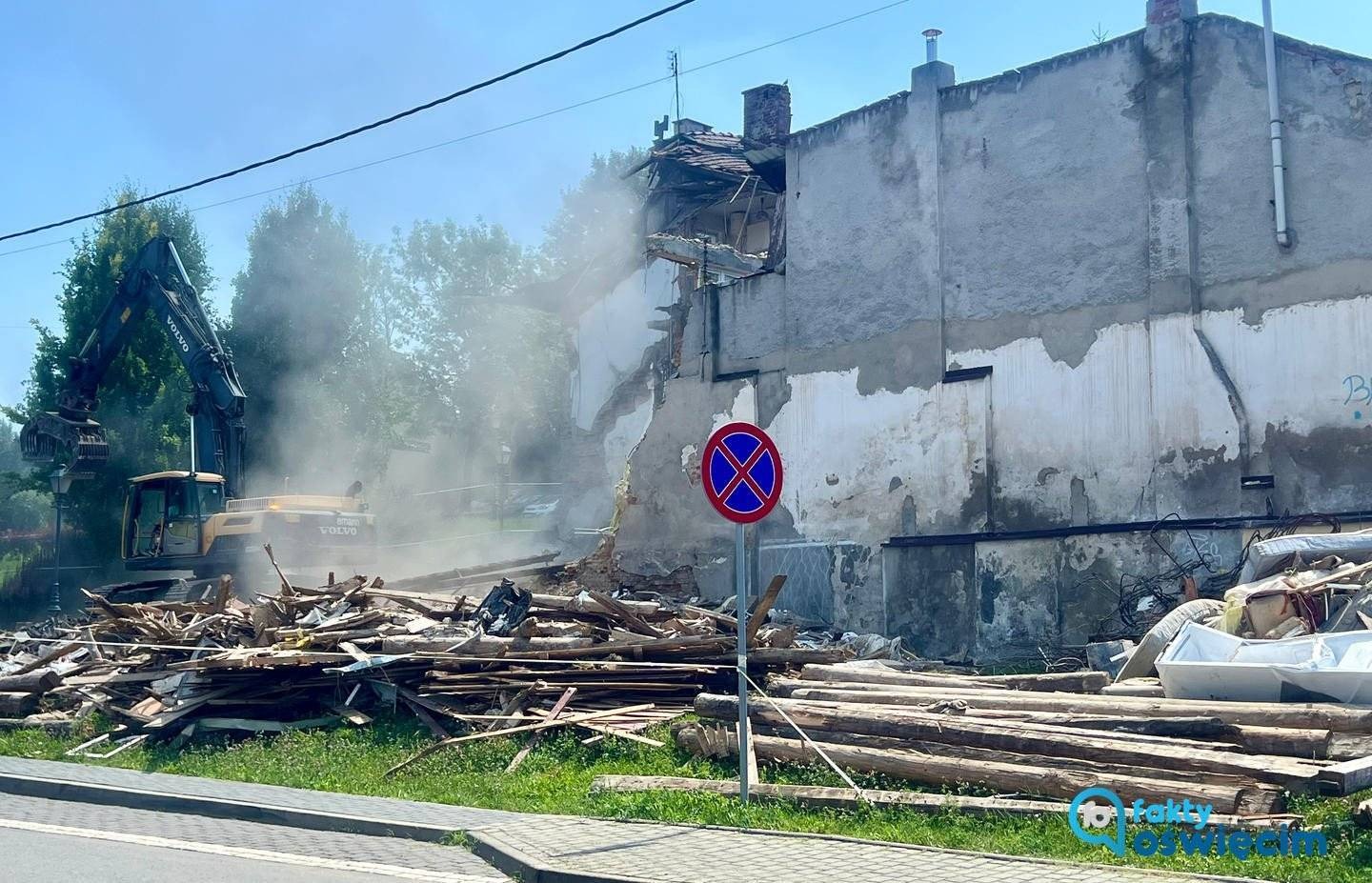 Rozbiórka zawalonej kamienicy w Starym Mieście – FILM