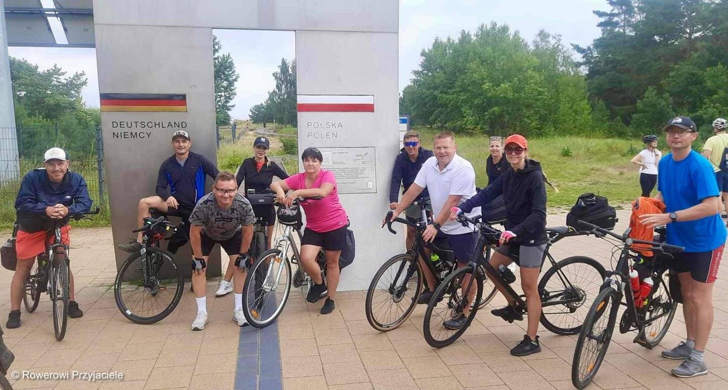 Pełna mobilizacja, czyli na rowerach dla unitek – FILM, FOTO