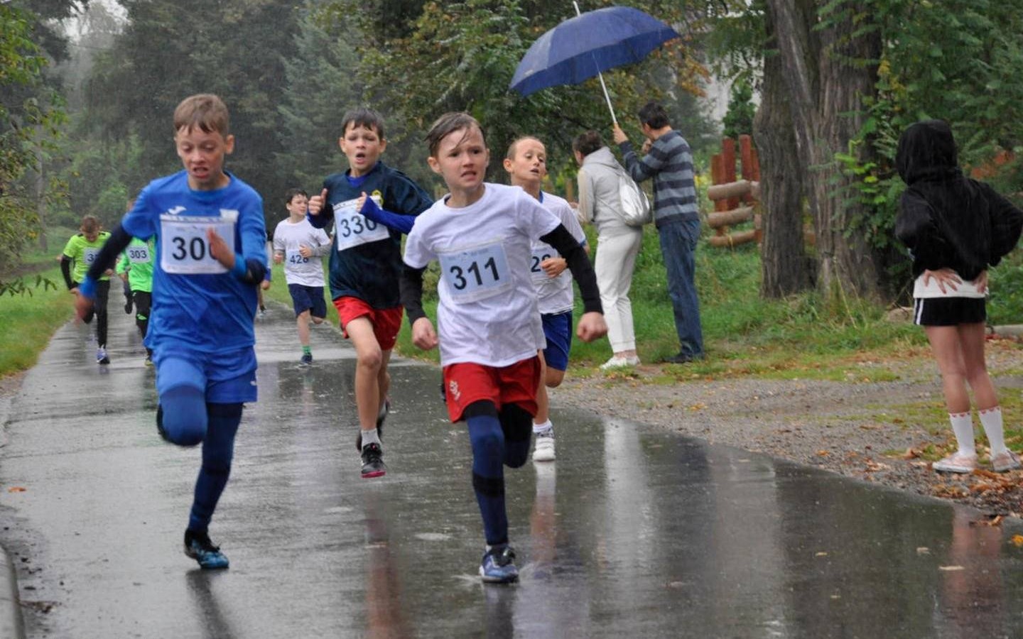 Zapisz się na 2. edycję Biegu Przełajowego Sportowe Babice – FILM