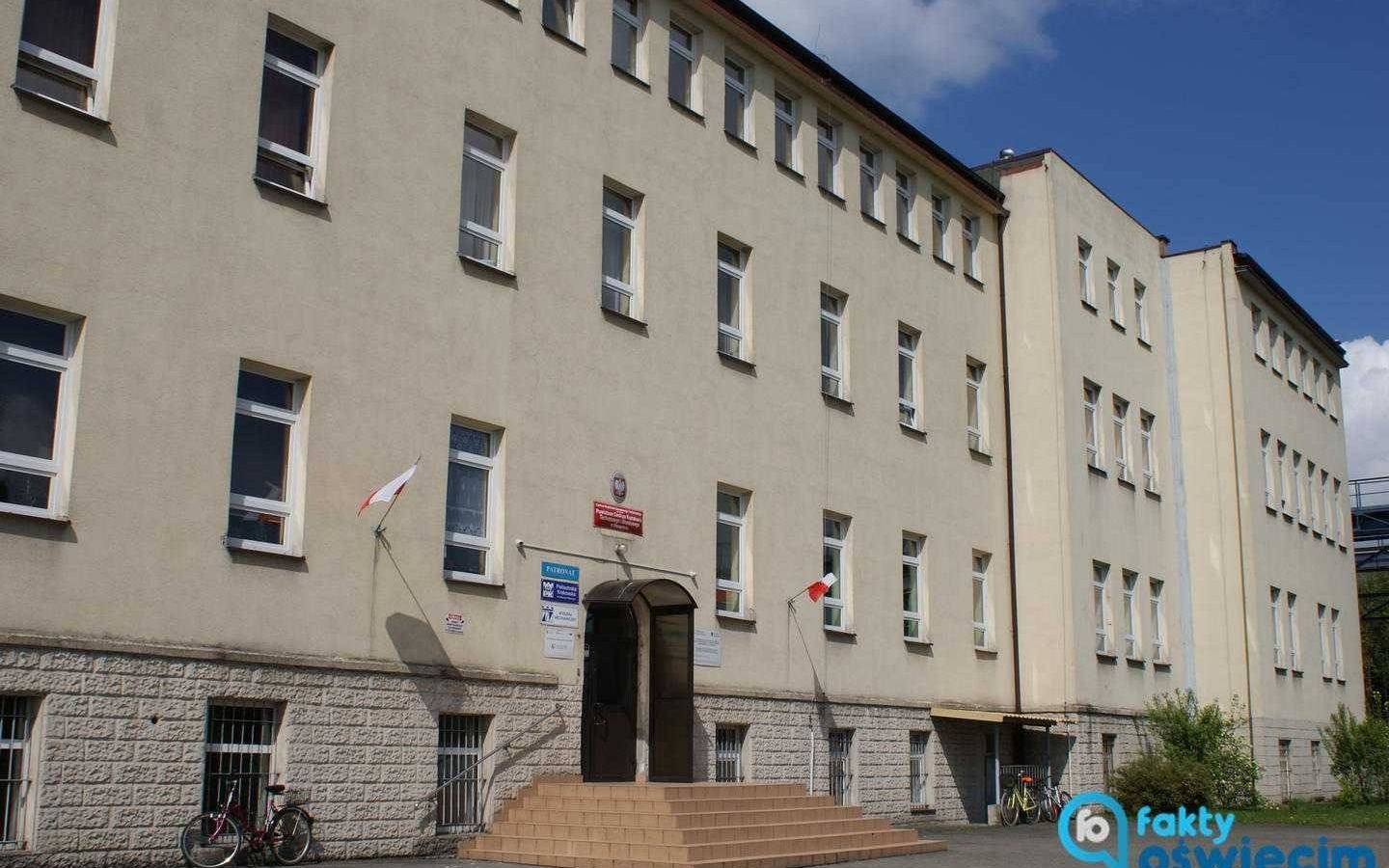 Niezwykle cenne kwalifikacje uczniów Chemika, Ozetów i Szóstki