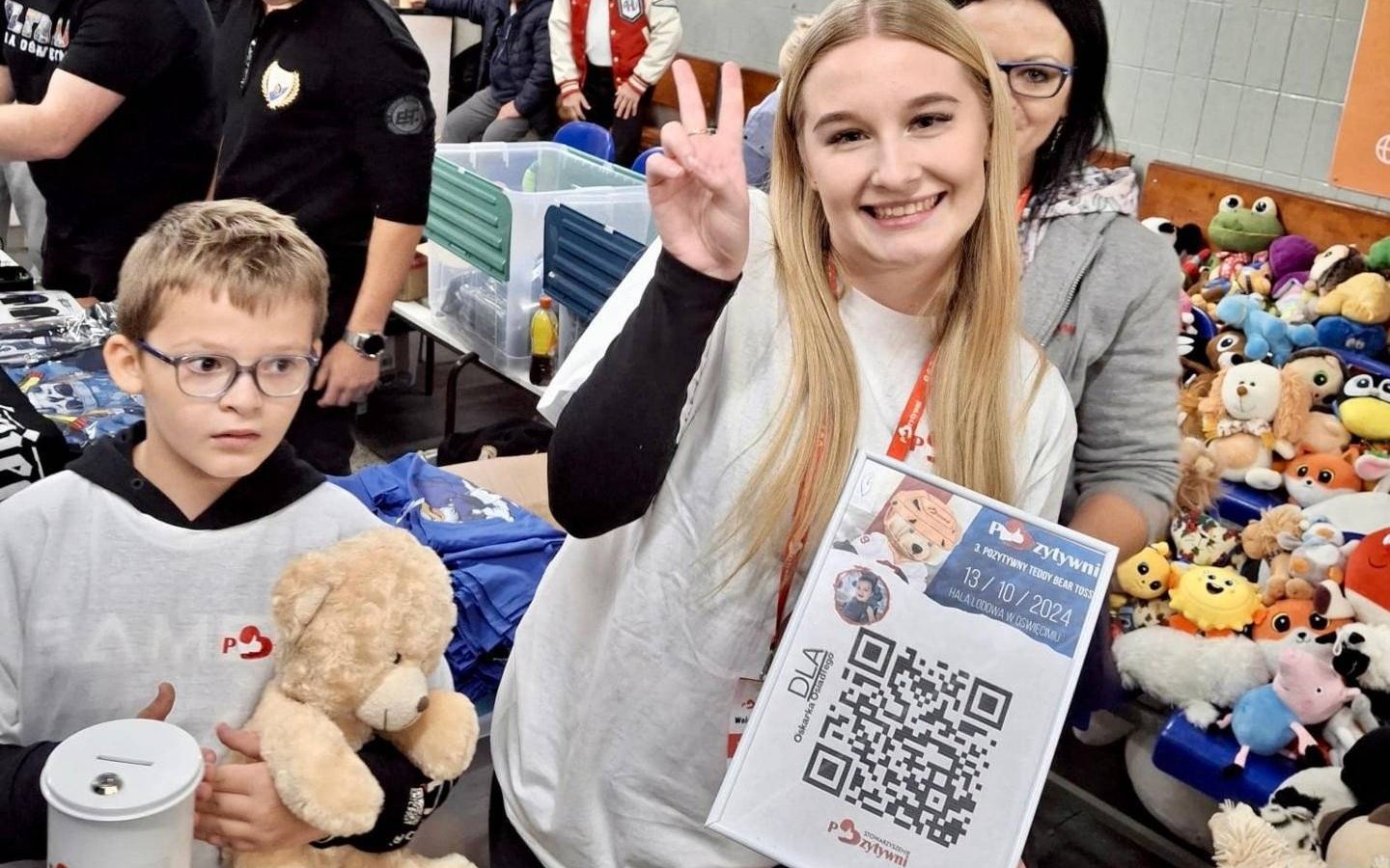 Miśki wylądowały na lodzie, a punkty jadą do Tychów – FILM, FOTO