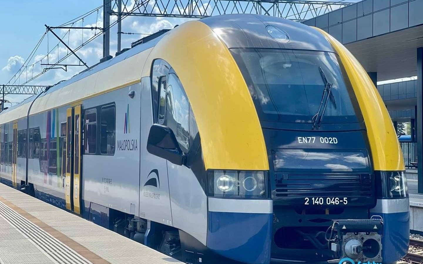 Coraz więcej pasażerów na linii kolejowej Oświęcim – Skawina – Kraków – FOTO