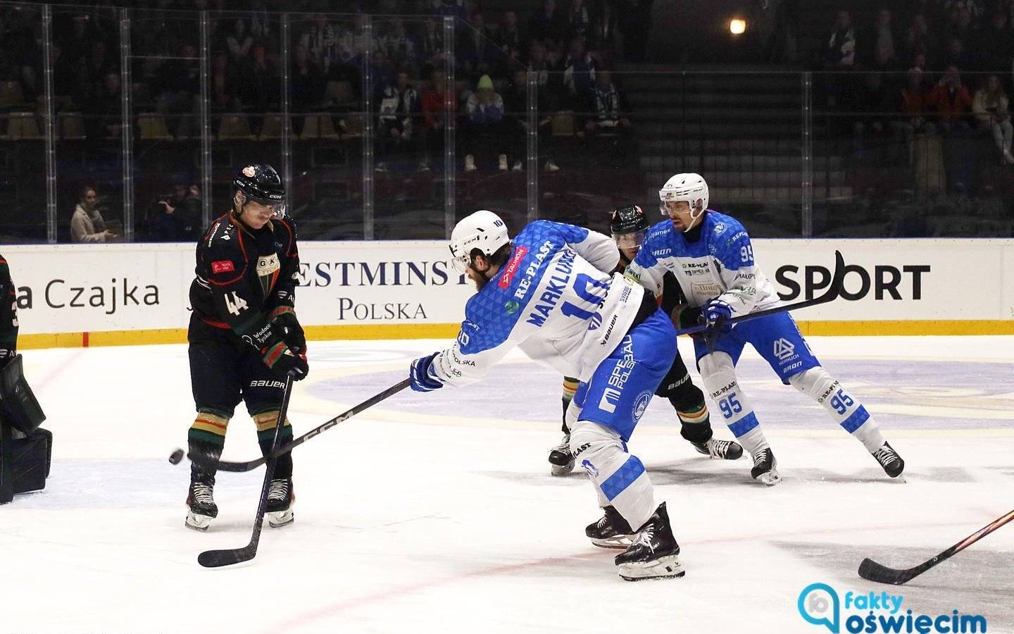 Hit na niedzielę. Lider gości obrońców tytułu