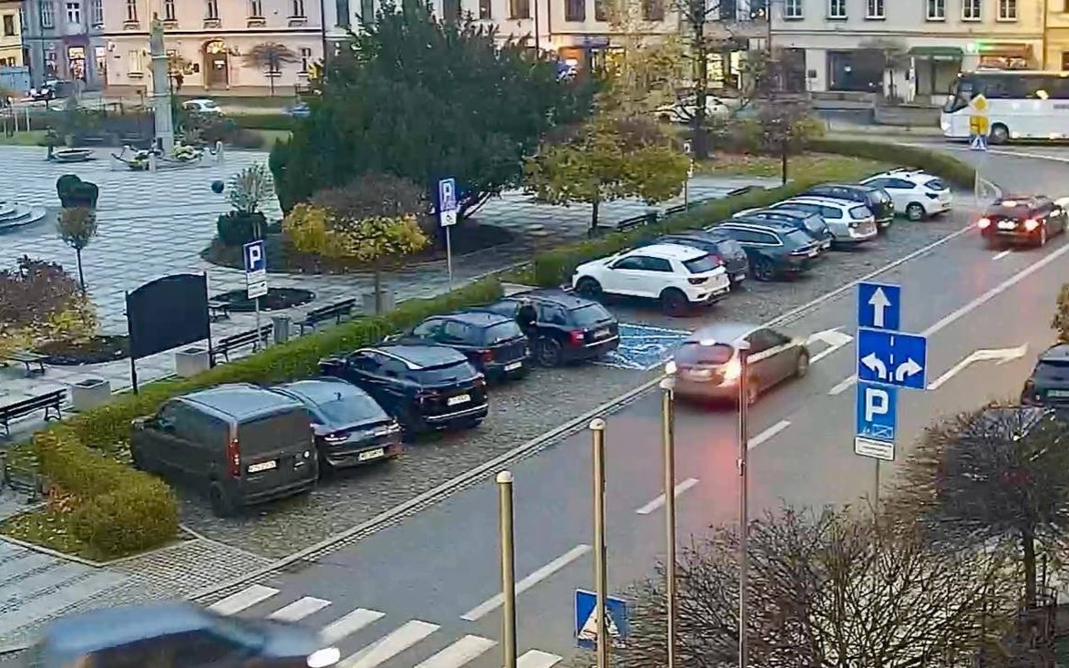 Mundurowi zapraszają na debatę społeczną o bezpieczeństwie w Kętach