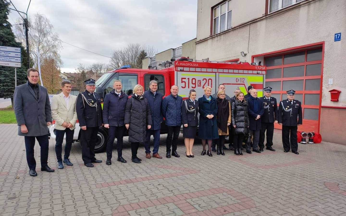 Faktycznie przekazanie już było, teraz nastąpiło uroczyste – FOTO