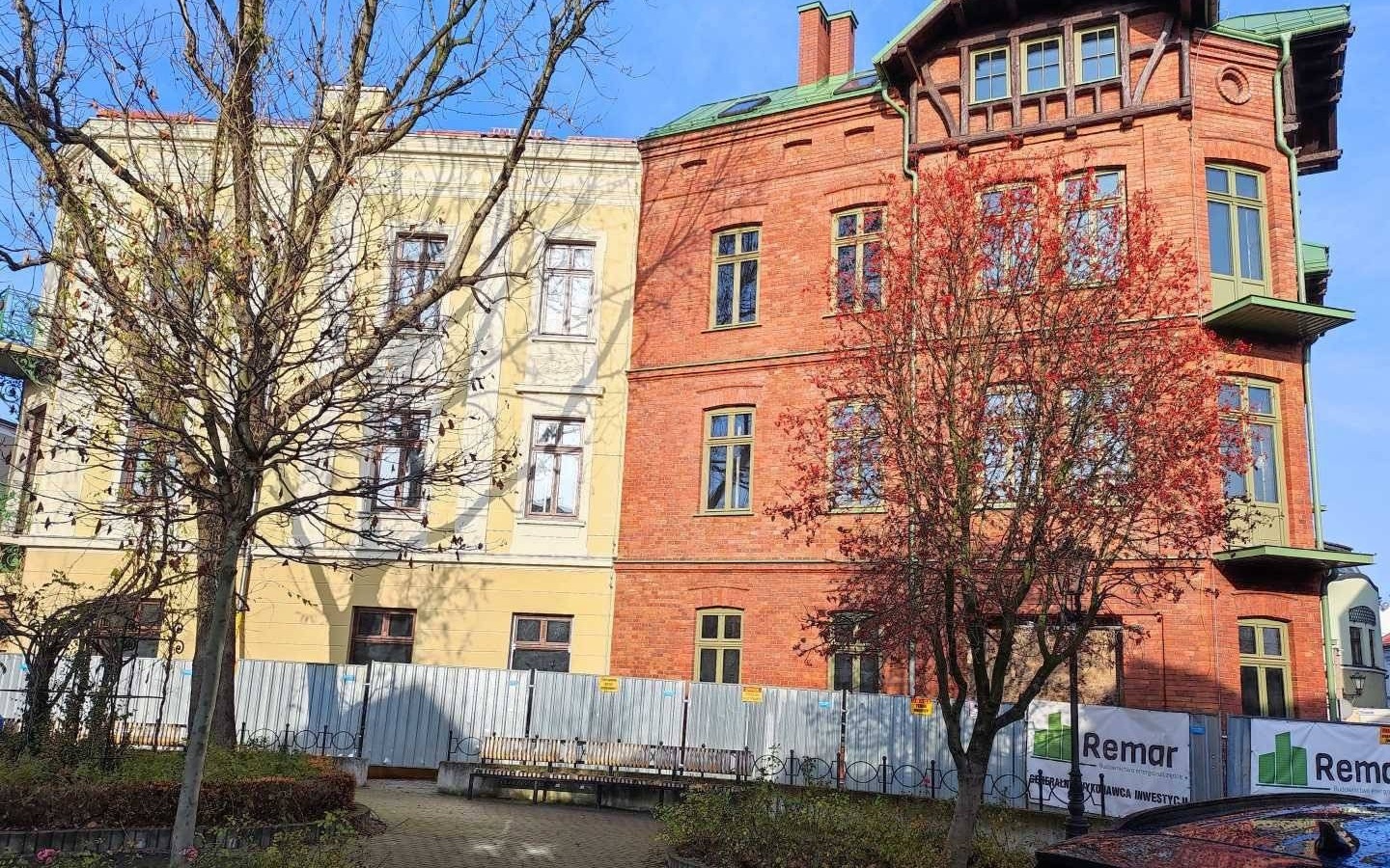 Kolejne kamienice w Starym Mieście zyskują nowy wygląd