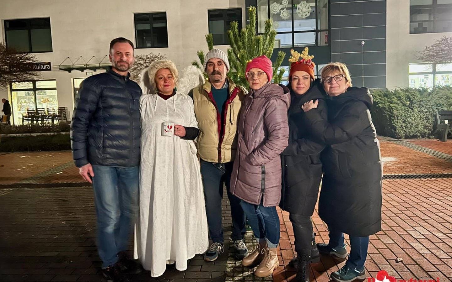 Świąteczne spotkanie w Chełmku – warsztaty, wystawy i pomoc dla Neli