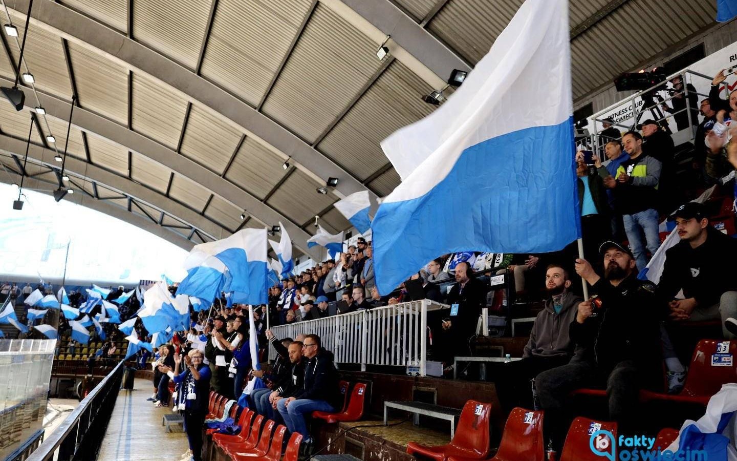 Mieć czy być? Artur Rojek na hokejowej tafli