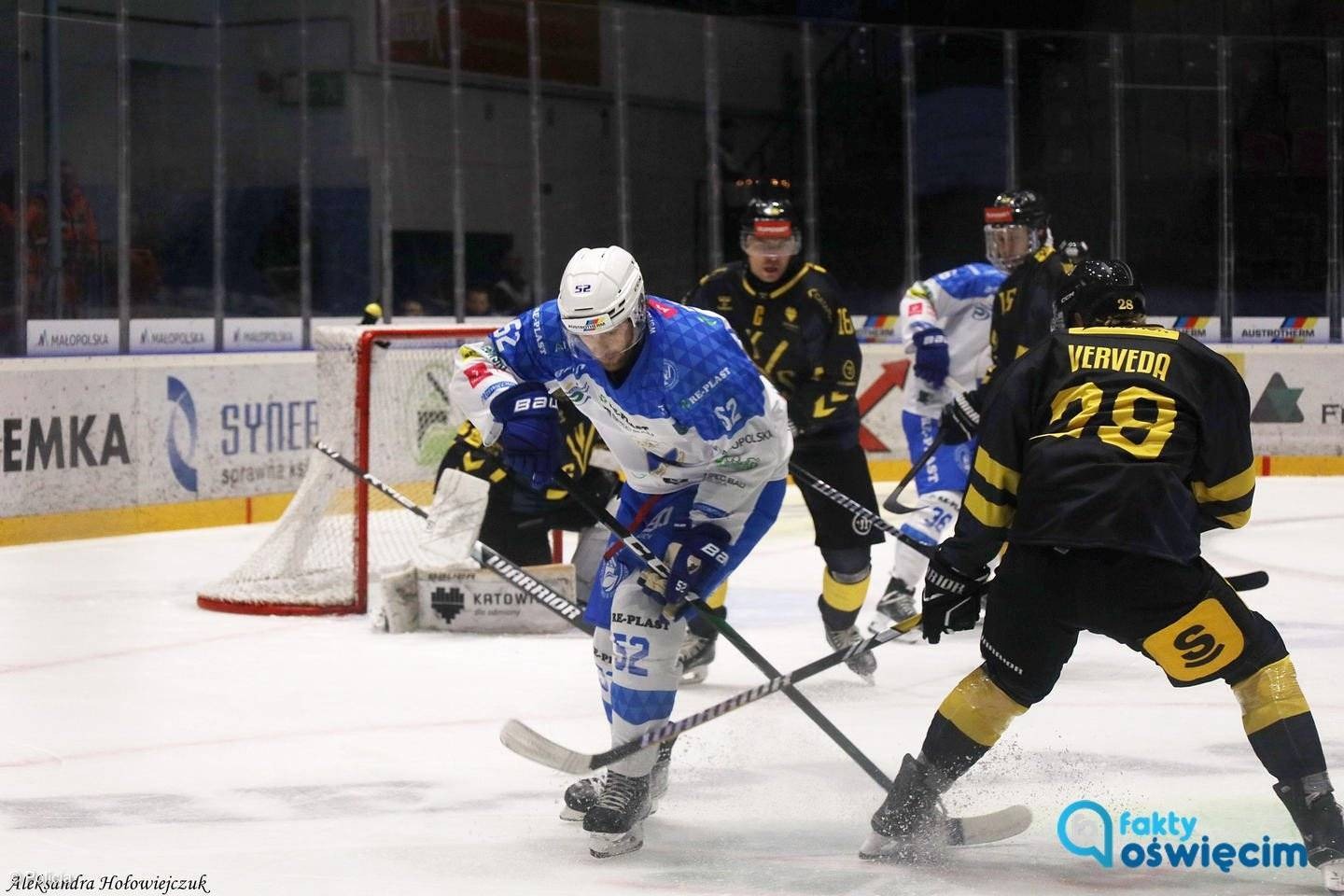 Biało-niebieskie otwarcie. Przełamanie przy pierwszym podejściu