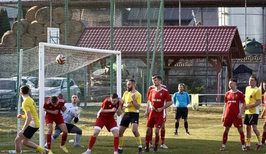 W czwartej i piątej lidze bez choćby punktu