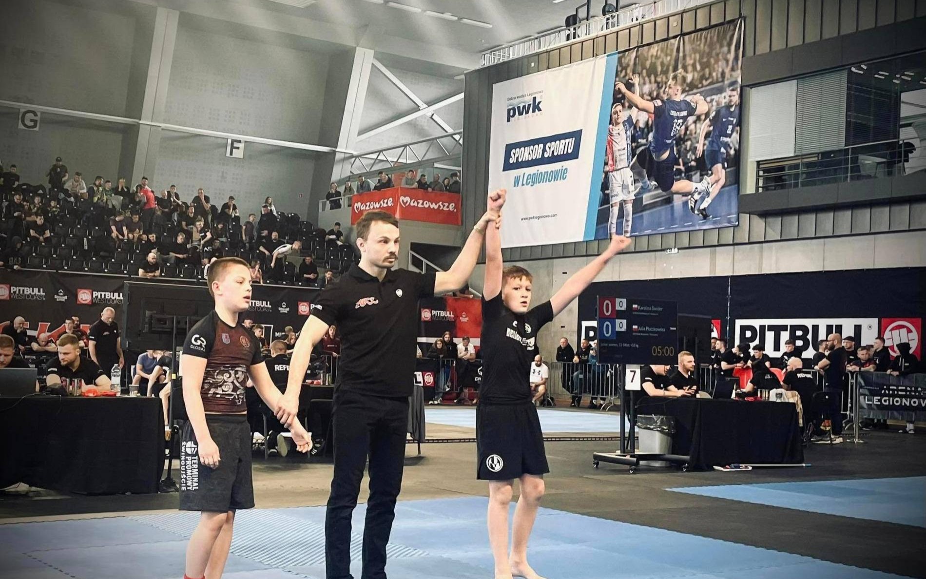 Grapplerzy z miasta nad Sołą na stopniach podium w Legionowie