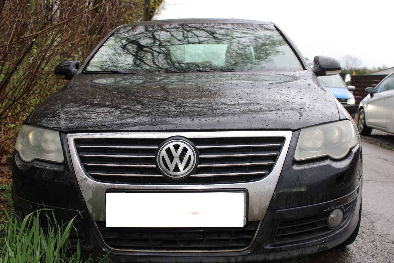 Uciekał przed policją, ale ugrzązł na poboczu