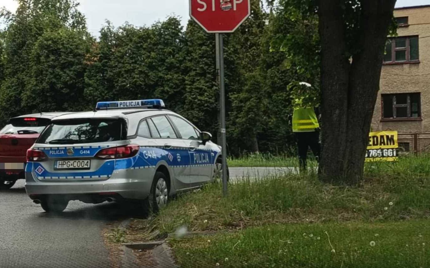 Widoczność na skrzyżowaniu ograniczał… radiowóz