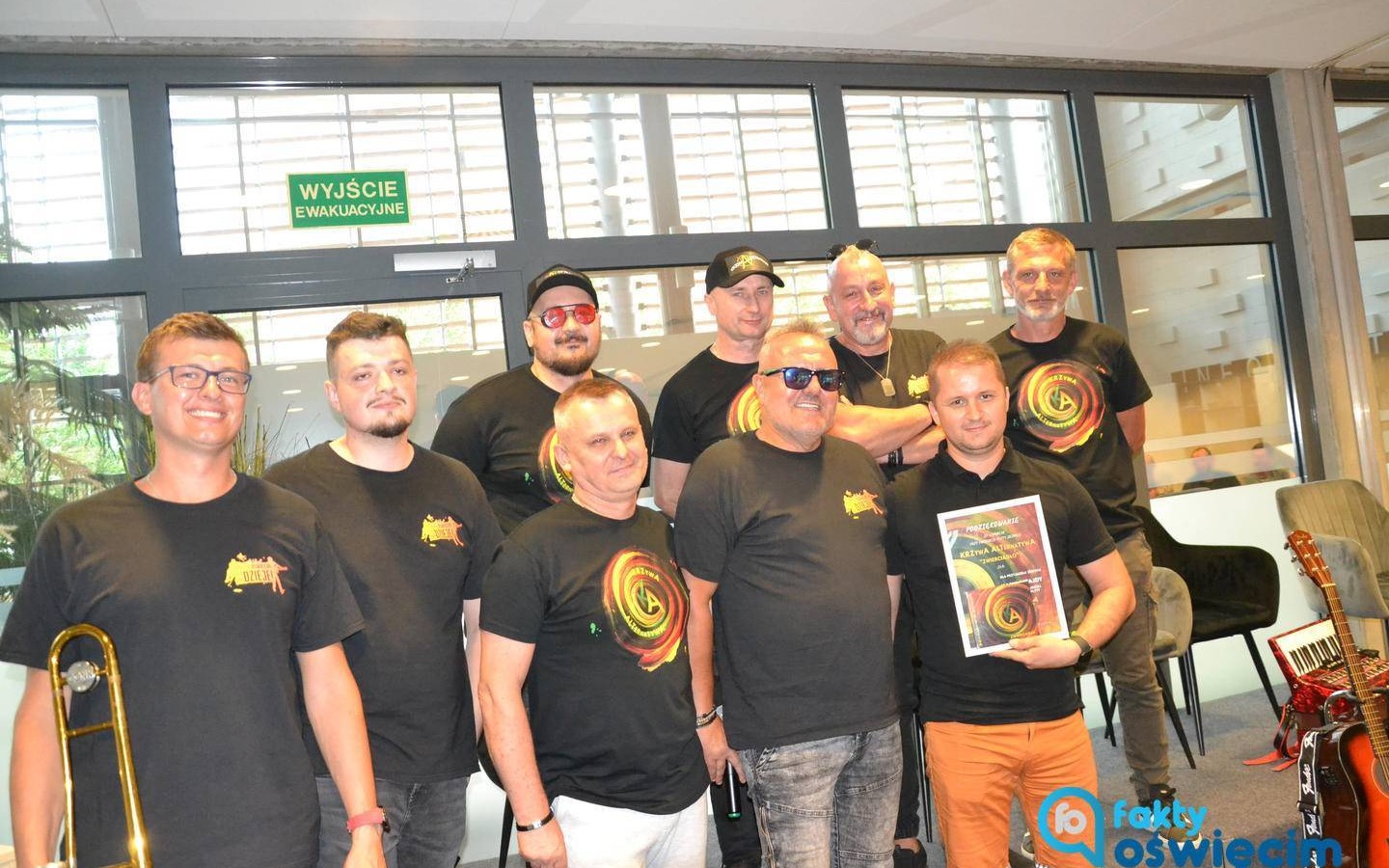 Internauci wybrali. Krzywa Alternatywa wystąpi przed Kultem