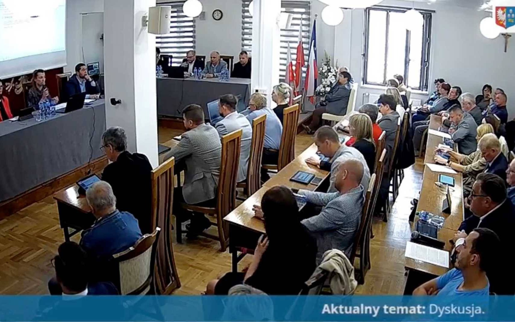 Przerwana sesja w Kętach. Mieszkańcy: Nie wyrażamy na to zgody