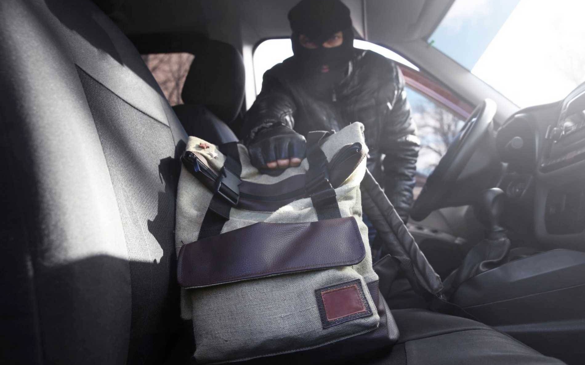 Sprawca kradzieży w Kętach Podlesiu jest już w rękach policjantów