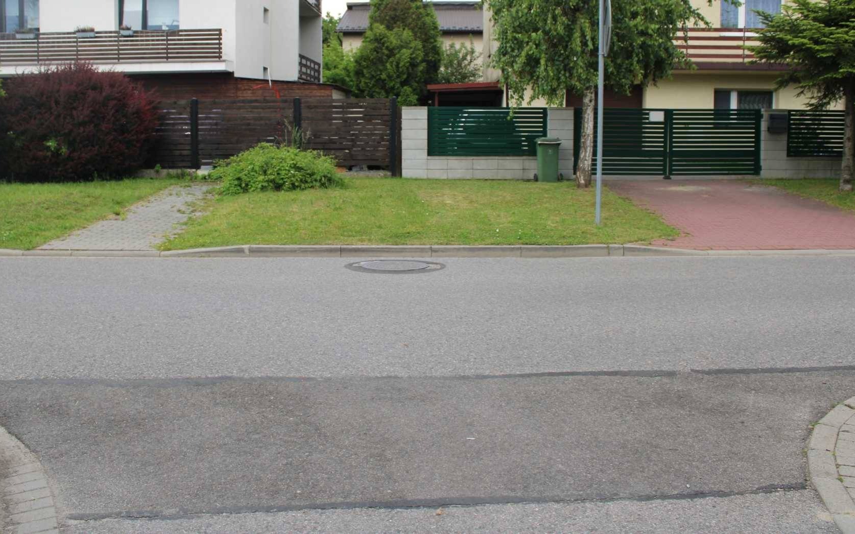 Senior potrącił siedmiolatkę i odjechał, nie udzielając jej pomocy