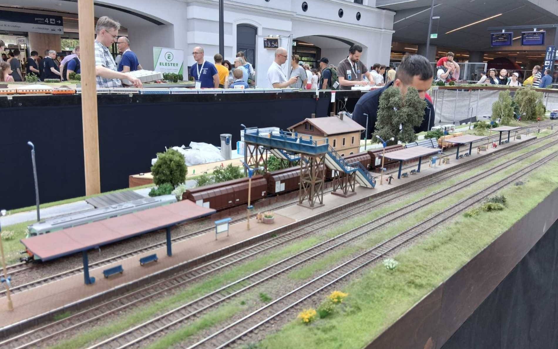 Piętrusek na 25-leciu Łódzkiego Klubu Modelarzy Kolejowych – FILM, FOTO